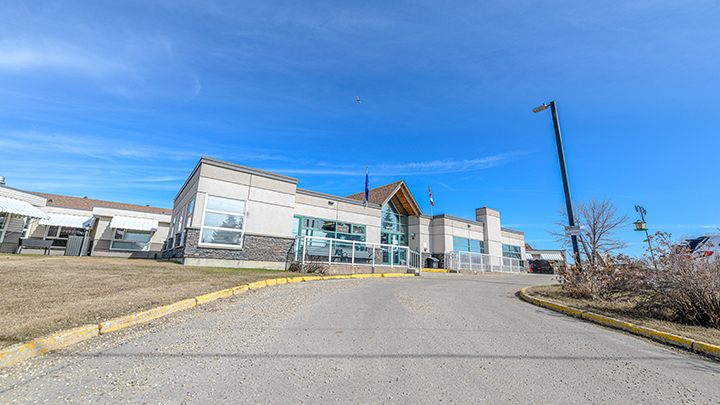 Heritage Lodge - Continuing Care Facility Directory | Alberta Health Services